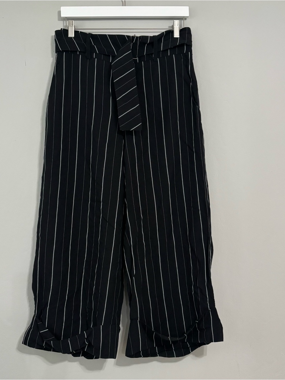 RUTI Black and White Pinstripe Cropped Wide Leg Pants